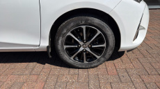 Toyota Yaris 1.0 [72] VVT-i Icon Tech 5dr Petrol Hatchback